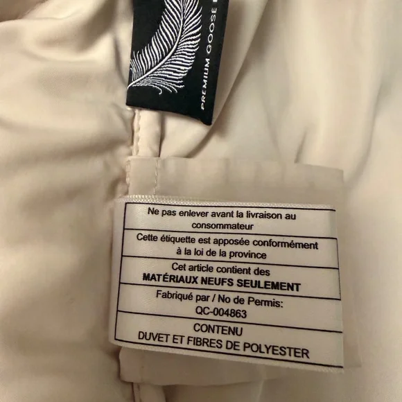 Wilfred The Cloud Puff jacket from Aritzia - goos down fill - Picture 5 of 6